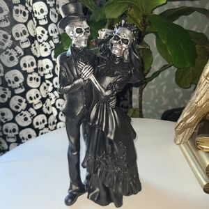 Nicole Miller dancing bride-groom resin black and silver skeleton couple